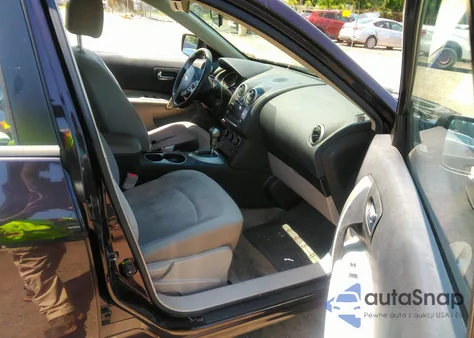 2015 Nissan Rogue Select S z USA, uszkodzony, nr VIN JN8AS5MV2FW761303